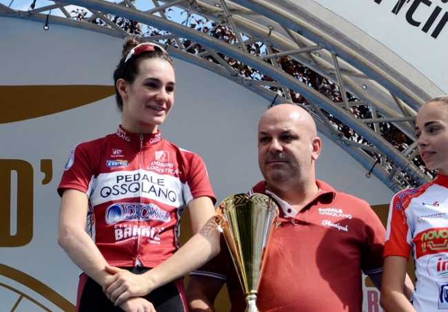 Francesca Barale con Ricccardo Barale zio e Direttore Sportivo sul podo alla Coppa di Sera