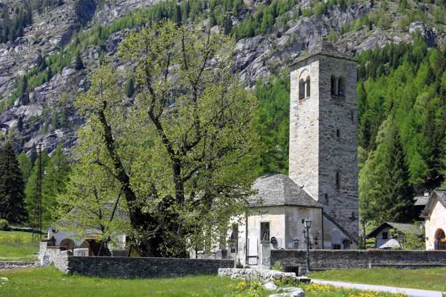 Macugnaga ChiesaVecchia