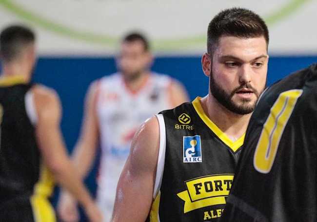 Oleggio basket Giancarli