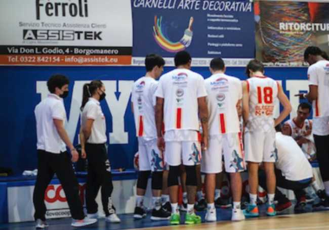 Oleggio basket squali