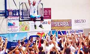 b basket vittoria canestro