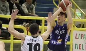 basket college borgo azione palla