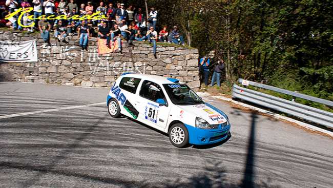 fumarc vettura rally traverso