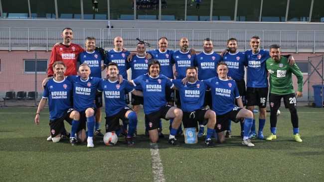 novara calcio senior squadra foto
