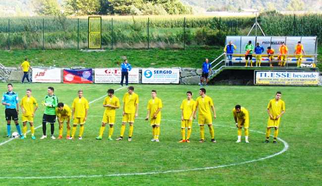 piedimulera calcio torneo centrocampo