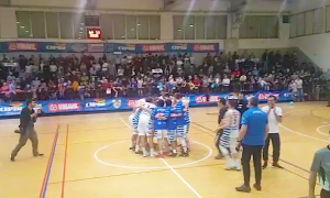 vinavil cipir squadra abbraccio centro