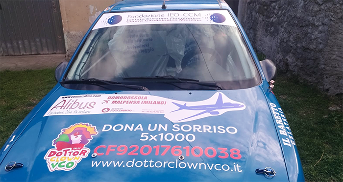 Rally e la solidarietà: al Rally 2 Laghi Gattoni-Battaglia con i loghi della  Fondazione IEO – CCM e Dottor Clown