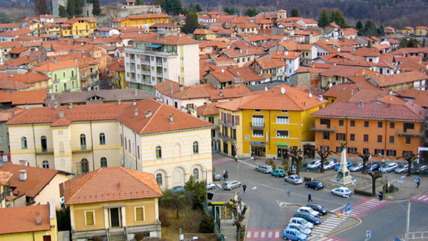 Invorio centro vista alto