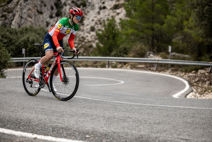 A Elisa Longo Borghini per la settima volta il premio Oscar TuttoBici 2024