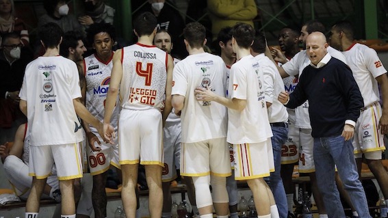 oleggio magic basket time out 2