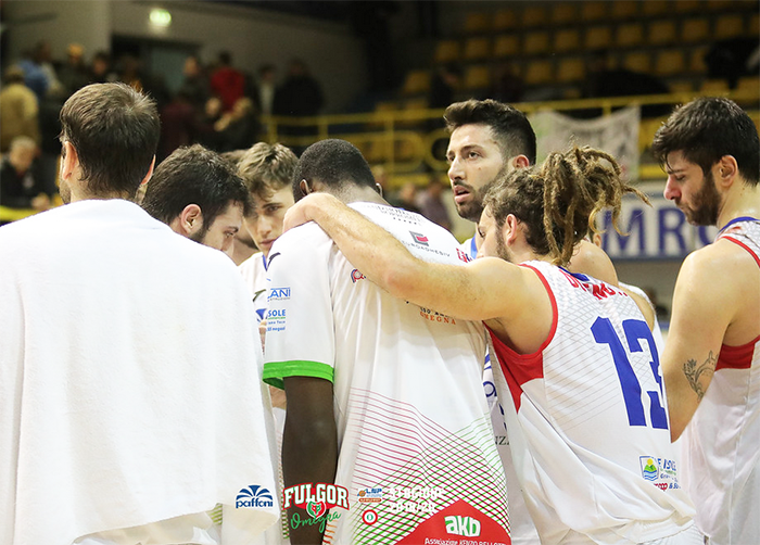 La Paffoni Fulgor Basket sull'inizio del campionato: "Non ci sono i presupposti"
