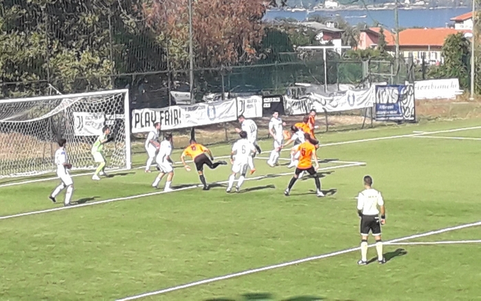 Calcio, turno infrasettimanale d'Eccellenza: il Verbania col Borgaro, la Dufour per lo Stresa