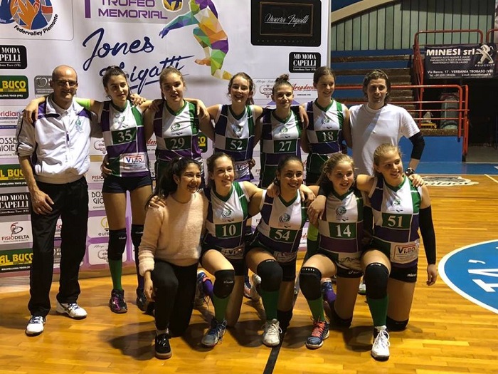 L'Omegna Pallavolo under 14 vince il primo memorial Iones Frigatti
